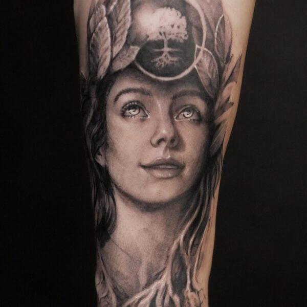 Detailed tattoo by Alex Rufio showcasing clean lines and strong composition, blending illustrative and realistic styles. Inspired by European Renaissance and postwar artists, Alex’s work balances classic influences with modern execution, creating timeless custom pieces.